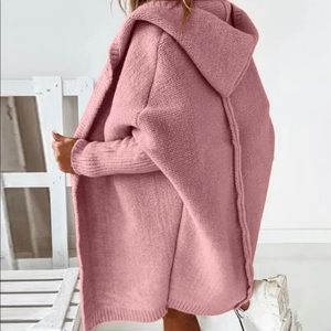 Mid-length cardigan sweater with hood and batwing sleeves